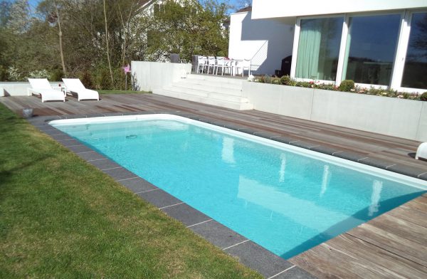 esta-poolshop Referenz: Einstückbecken Modena Style Riviera Pool in Heidenheim