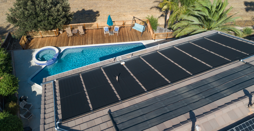 Solarabsorber, Poolheizung auf dem Dach